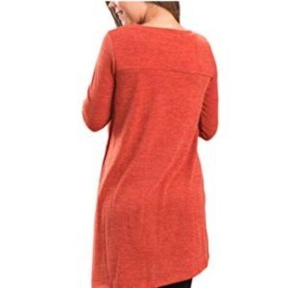 NEW Side Button Flowy Tunic Top - Picture 4 of 8